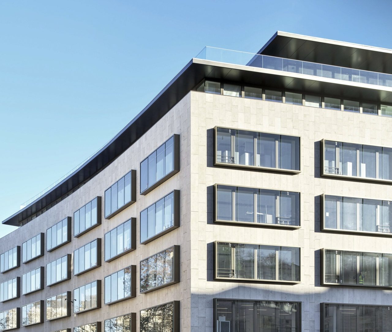 83 Marceau, Paris, France