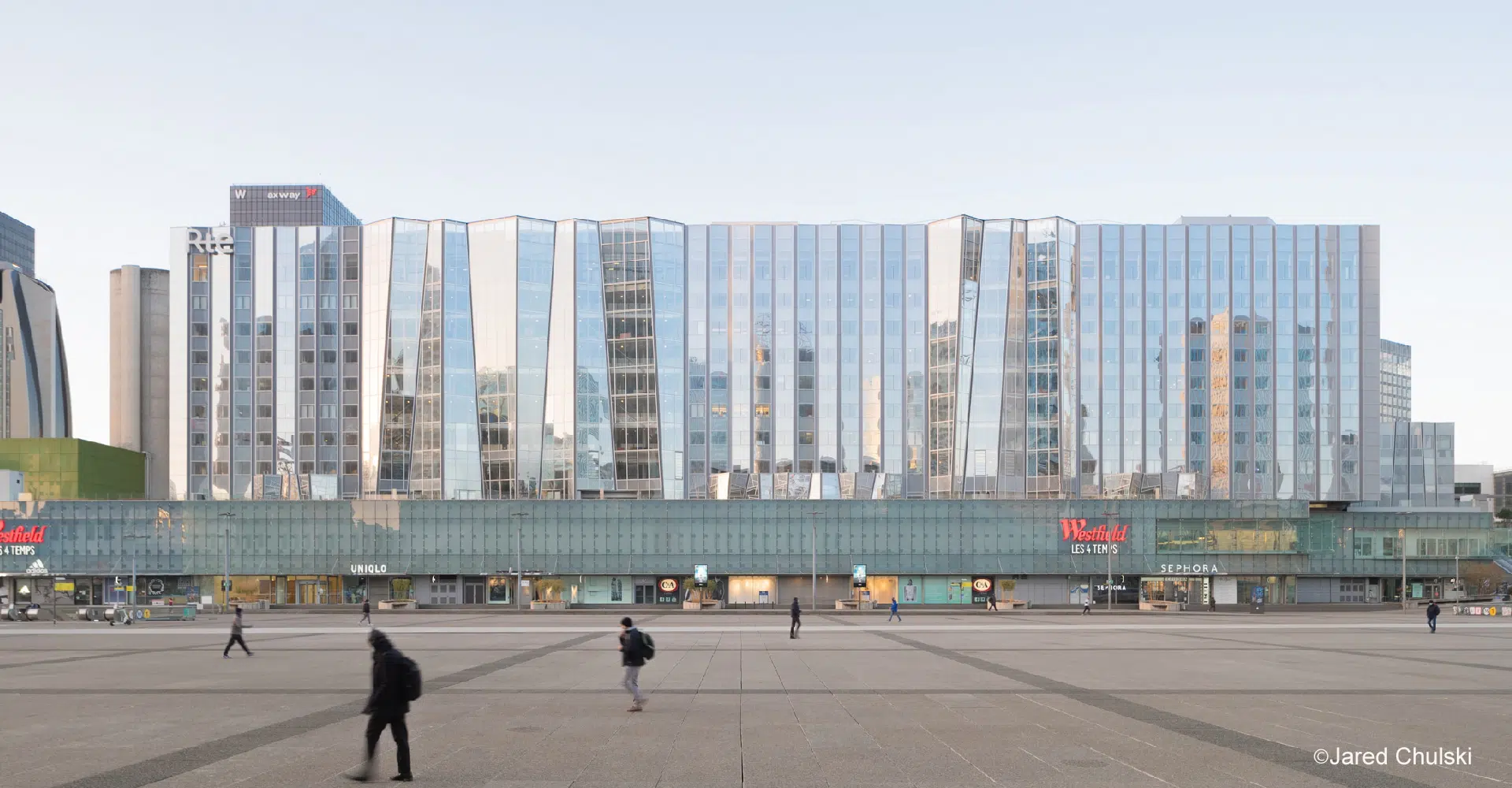 Window©Jared_Chulski